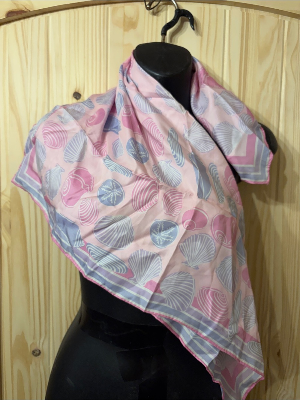 Vintage Vera Neumann Silk Blend Scarf Novelty Print Shells Ocean Beachy Summer - Picture 4 of 5